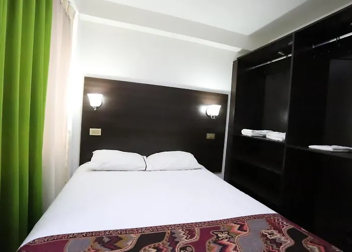 Casa Mia Hotel 2*